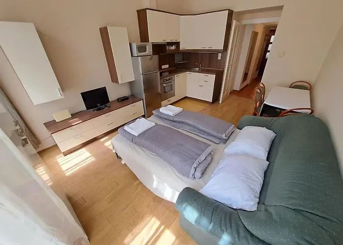 Lovely Apartment In The Centre At Opera
